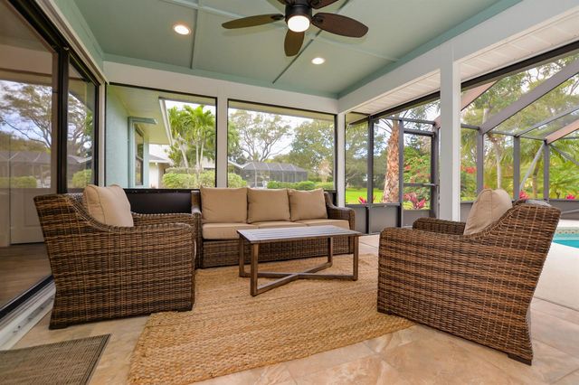 2411 NE Pinecrest Lakes Boulevard, Jensen Beach, FL 34957
