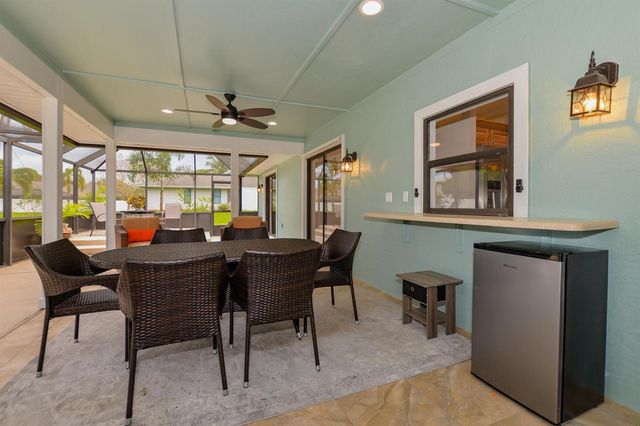 2411 NE Pinecrest Lakes Boulevard, Jensen Beach, FL 34957
