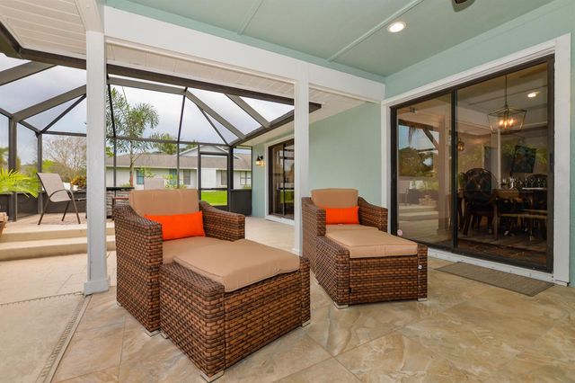 2411 NE Pinecrest Lakes Boulevard, Jensen Beach, FL 34957