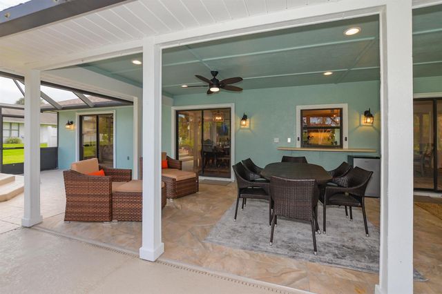 2411 NE Pinecrest Lakes Boulevard, Jensen Beach, FL 34957