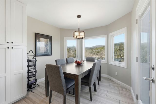 2 Fairway Drive, Holiday Island, AR 72631