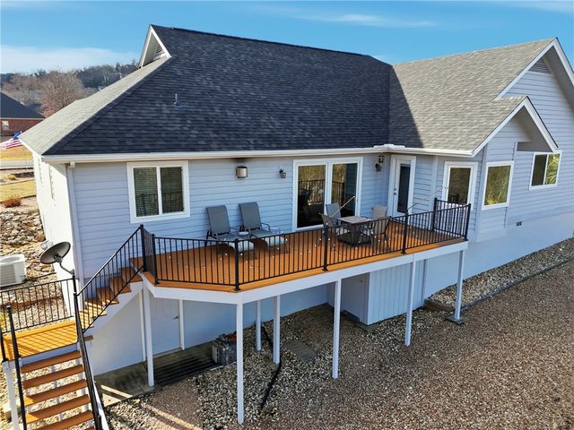 2 Fairway Drive, Holiday Island, AR 72631