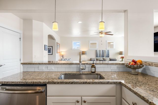 16 N Caracaras Way, Eagle, ID 83616