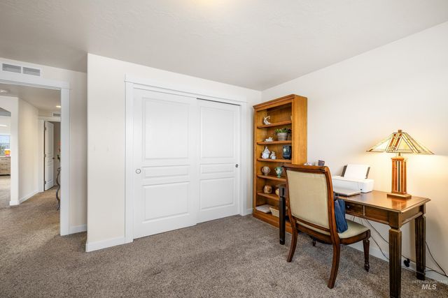 16 N Caracaras Way, Eagle, ID 83616