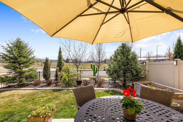 16 N Caracaras Way, Eagle, ID 83616