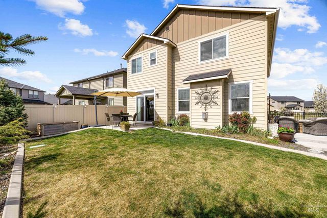 16 N Caracaras Way, Eagle, ID 83616