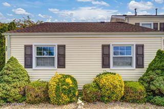 17 Gibraltar Court, Barnegat, NJ 08005
