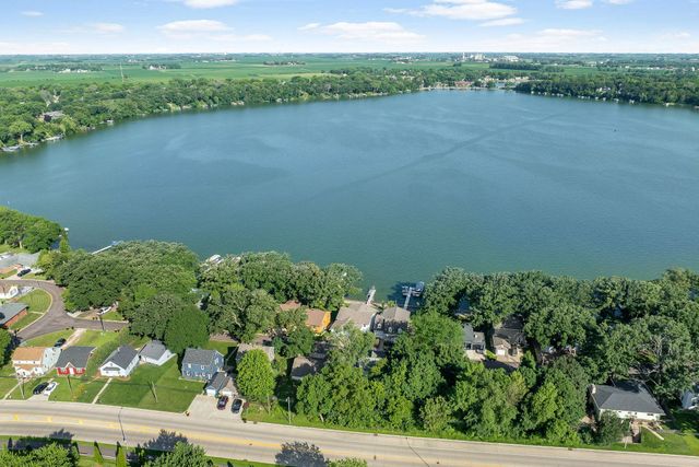 1365 Oak Beach Drive, Fairmont, MN 56031