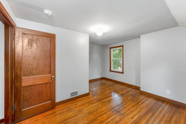 1365 Oak Beach Drive, Fairmont, MN 56031