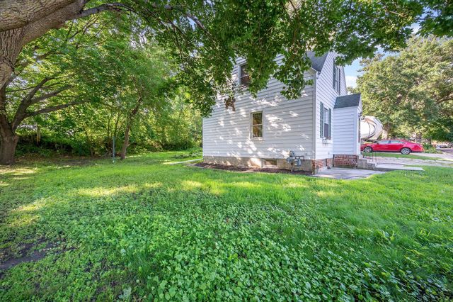 1365 Oak Beach Drive, Fairmont, MN 56031