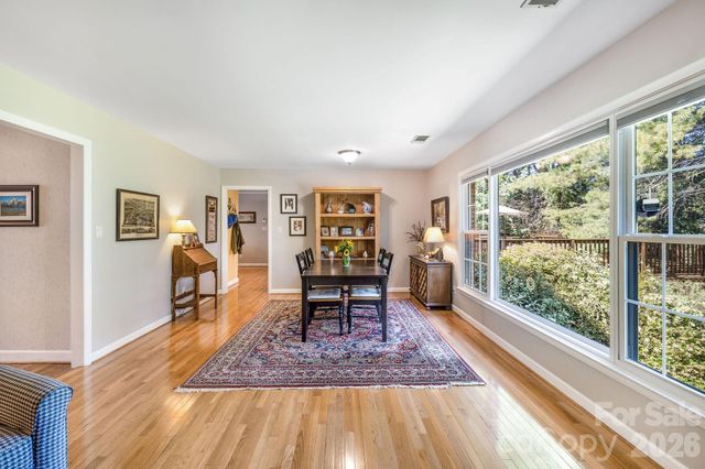 1 Pheasant Ridge Drive, Asheville, NC 28804