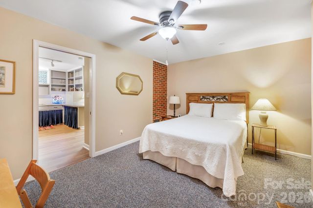 1 Pheasant Ridge Drive, Asheville, NC 28804