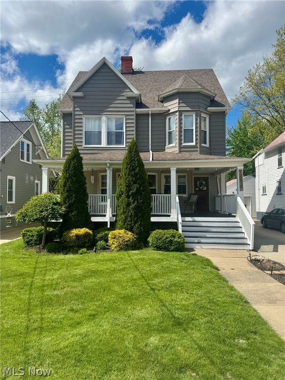 18810 Sloane Avenue, Lakewood, OH 44107