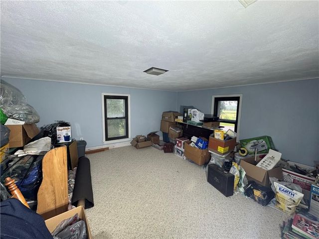 16985 SMITH Road, Smithville, MO 64089