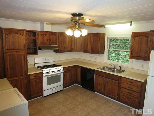 1108 Valley Park Drive, Chapel Hill, NC 27514