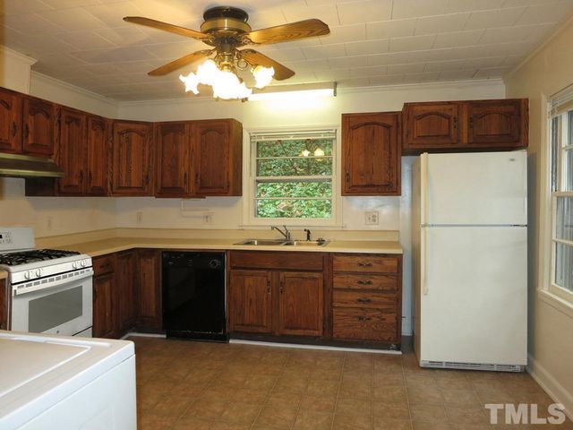 1108 Valley Park Drive, Chapel Hill, NC 27514