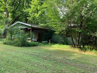 3741 N Thorn Road, Walkerton, IN 46574