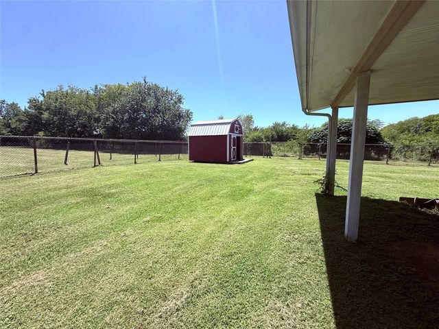 175 County Road Nw 1010, Mount Vernon, TX 75457