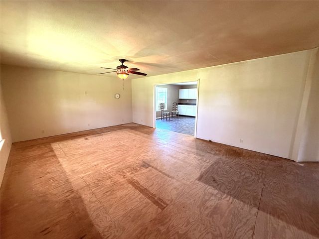 175 County Road Nw 1010, Mount Vernon, TX 75457