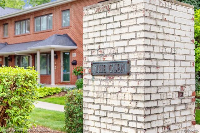 1005 N Old Woodward Avenue, Birmingham, MI 48009
