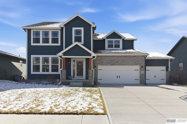 12111 S 209th Street, Gretna, NE 68028