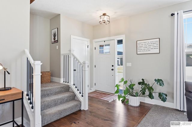 12111 S 209th Street, Gretna, NE 68028