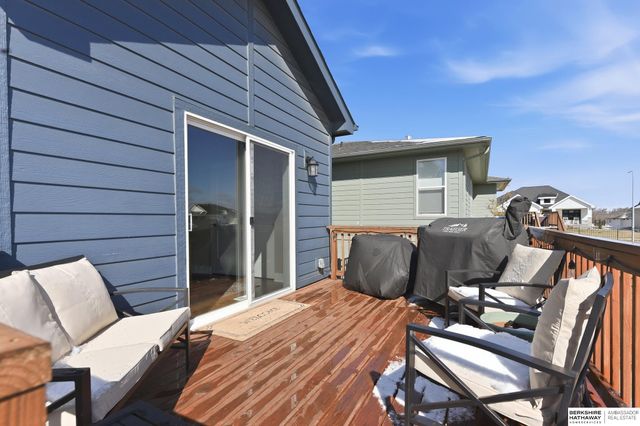 12111 S 209th Street, Gretna, NE 68028