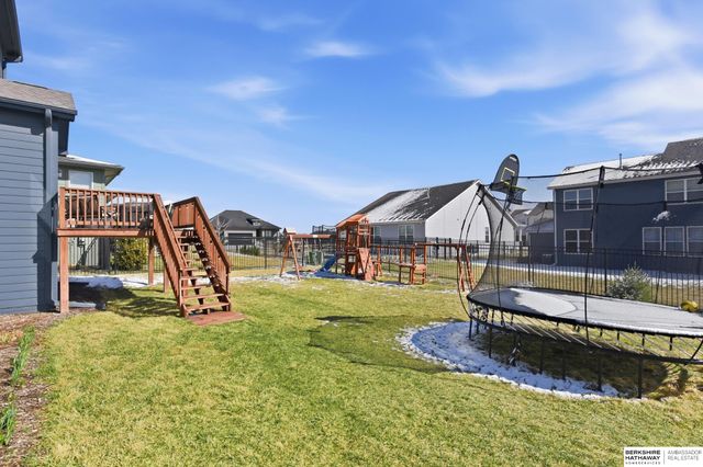 12111 S 209th Street, Gretna, NE 68028