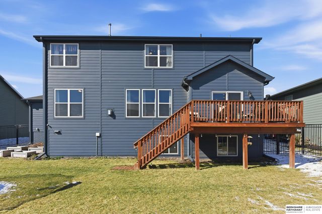 12111 S 209th Street, Gretna, NE 68028