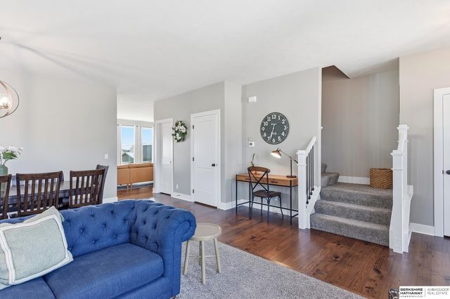 12111 S 209th Street, Gretna, NE 68028