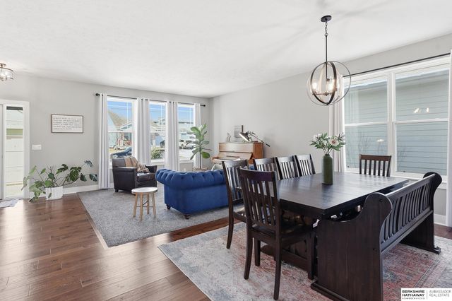 12111 S 209th Street, Gretna, NE 68028