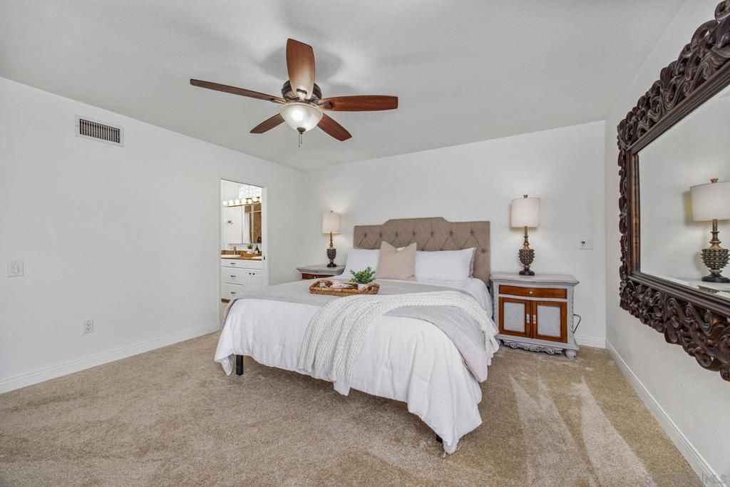 Image 18 of property listing at 17816 Frondoso Drive, San Diego, CA 92128