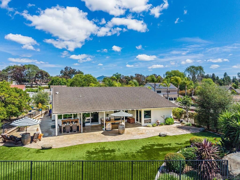 Image 40 of property listing at 17816 Frondoso Drive, San Diego, CA 92128