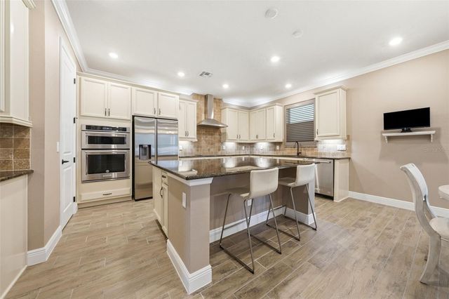 8210 LUDINGTON CIRCLE, Orlando, FL 32836