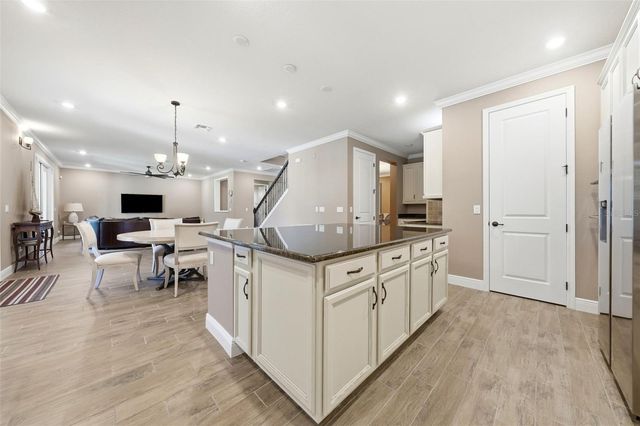 8210 LUDINGTON CIRCLE, Orlando, FL 32836
