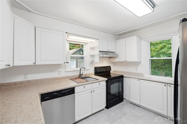 2775 S Limestone Street, Springfield Twp, OH 45505