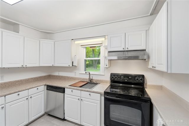 2775 S Limestone Street, Springfield Twp, OH 45505