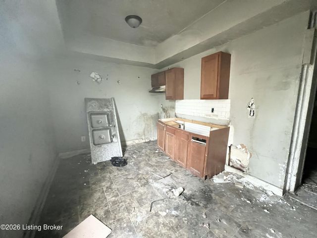 1925 W Main St, Louisville, KY 40203