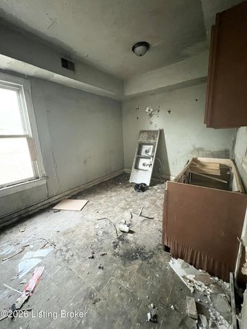 1925 W Main St, Louisville, KY 40203