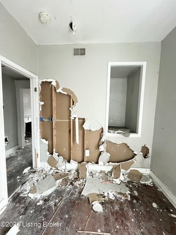 1925 W Main St, Louisville, KY 40203