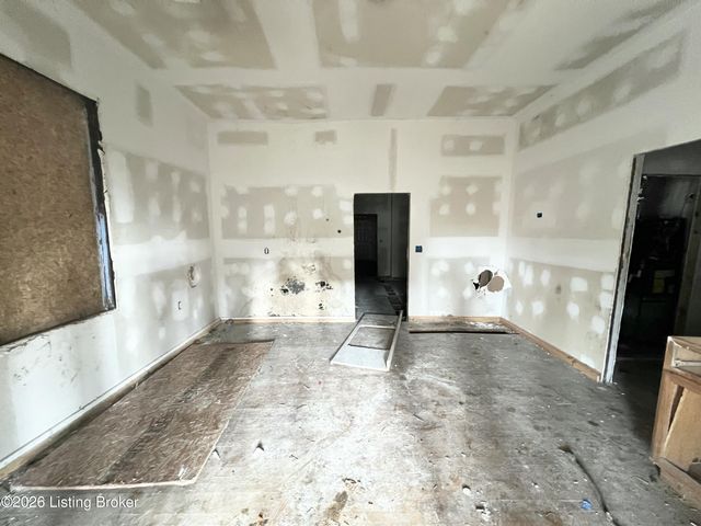 1925 W Main St, Louisville, KY 40203