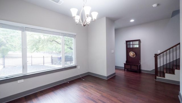 2009 Uphill LN B, Austin, TX 78741