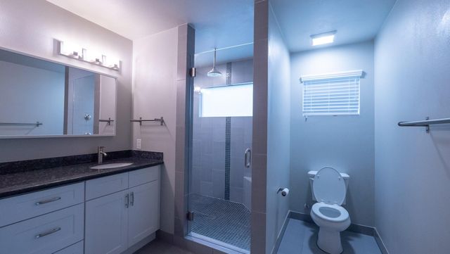 2009 Uphill LN B, Austin, TX 78741