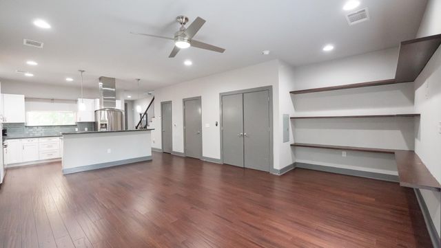 2009 Uphill LN B, Austin, TX 78741
