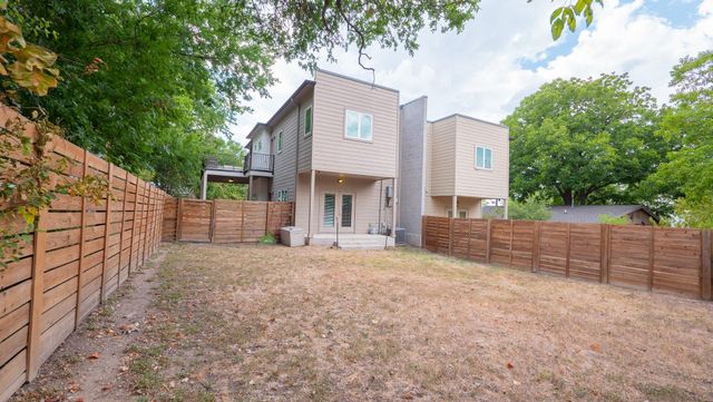 2009 Uphill LN B, Austin, TX 78741