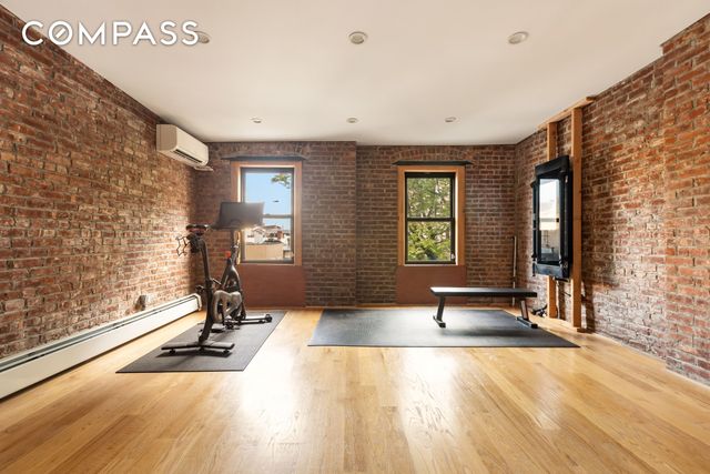 472 W 143rd Street, New York City, NY 10031