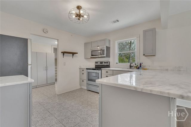 1620 E 34th Street, Savannah, GA 31404