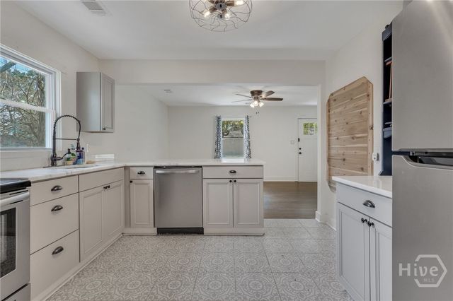 1620 E 34th Street, Savannah, GA 31404