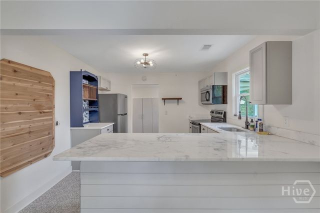 1620 E 34th Street, Savannah, GA 31404