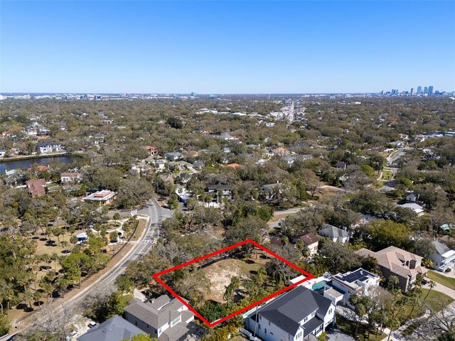 4628 W BAY TO BAY BOULEVARD, Tampa, FL 33629